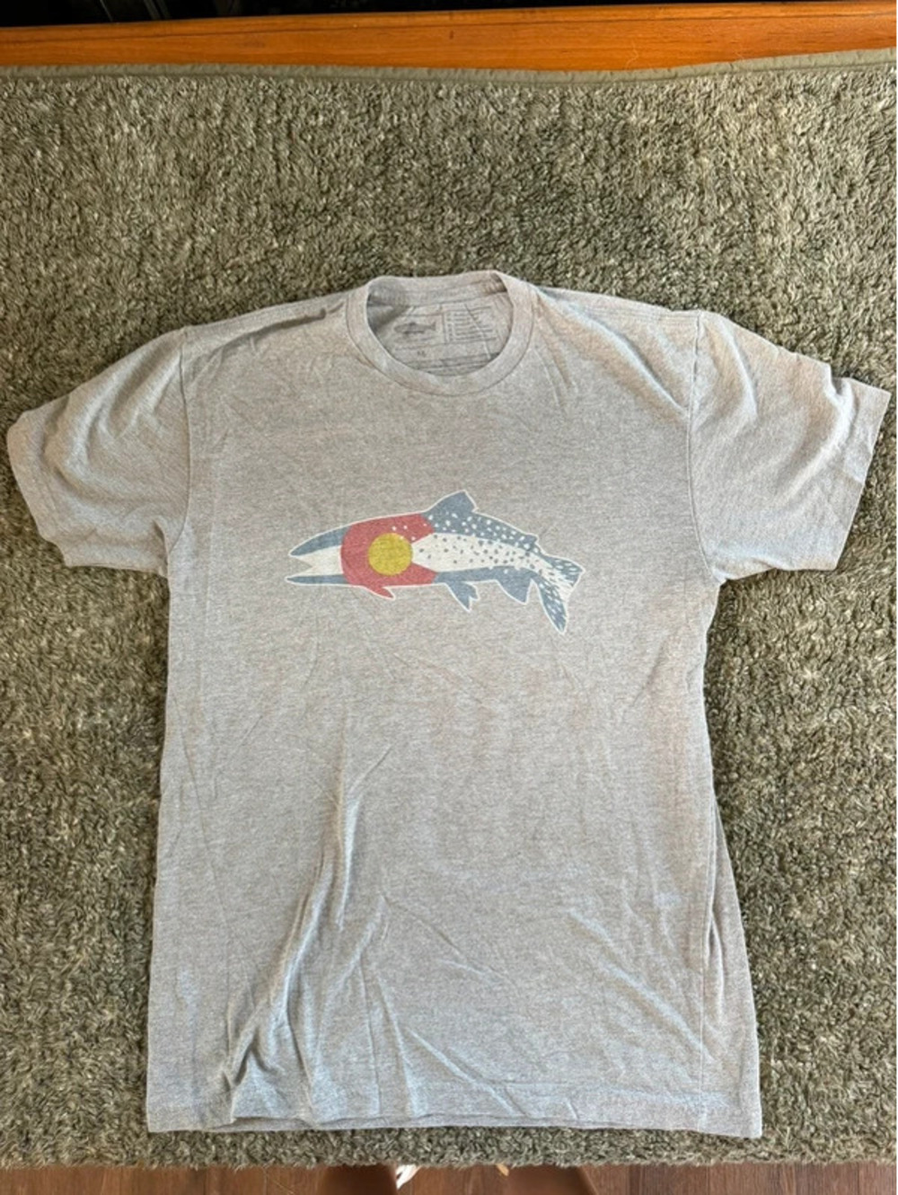 Patagonia Gray Graphic T-Shirt Size M